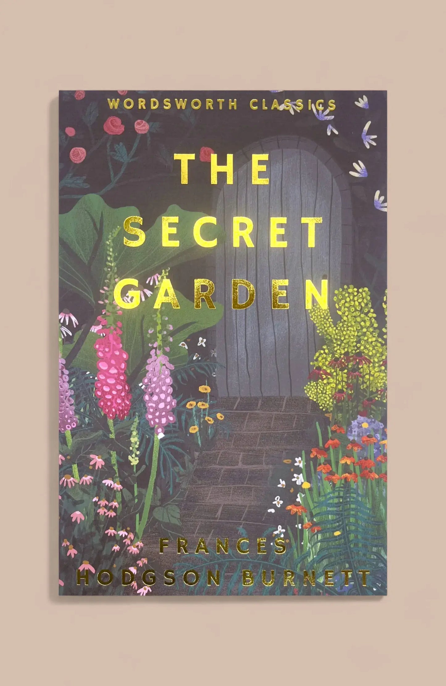 Secret Garden by FRANCES HODGSON BURNETT