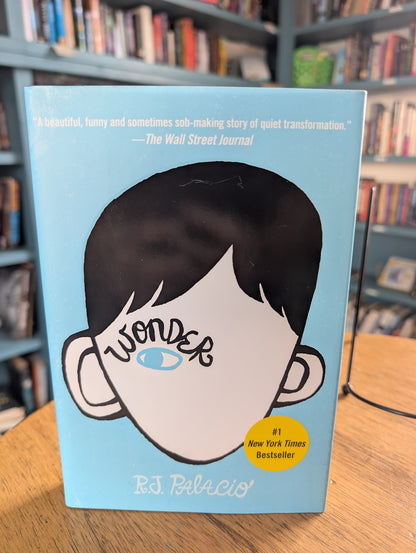 (Pre-Loved) Wonder by R J Palacio