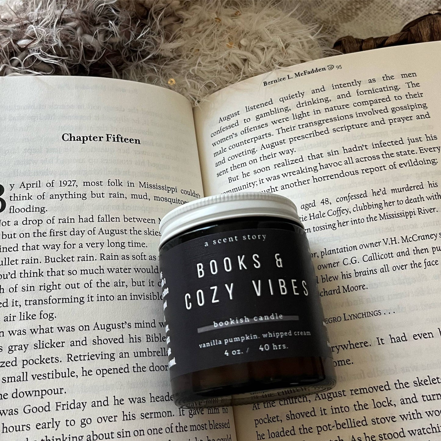 Books & Cozy Vibes -  Bookish Candle | Book Themed Candle